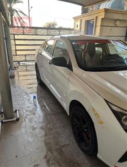 دۆنگ فینگ شاین